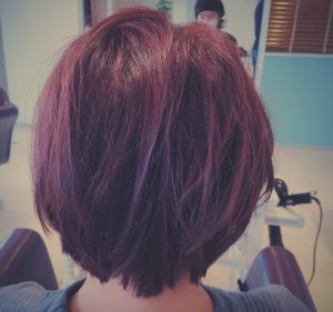 ショートボブ ピンク