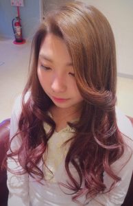 黒染めからのピンクグラデーションカラー